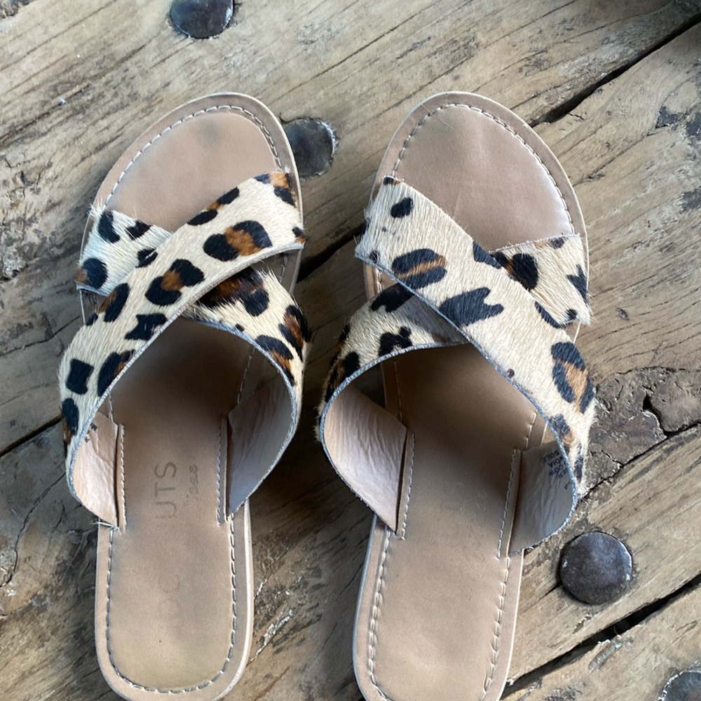 Coconuts hair on hide sandals size 8